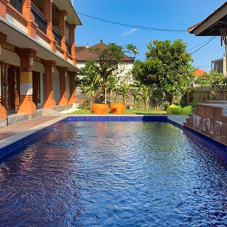 Candra Loka Studio & Apartment By The Loka كيروبوكان المظهر الخارجي الصورة