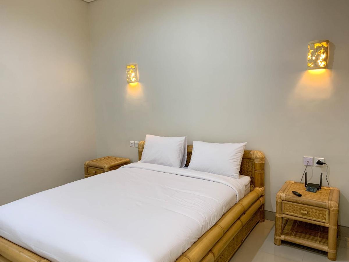 Candra Loka Studio & Apartment By The Loka كيروبوكان المظهر الخارجي الصورة