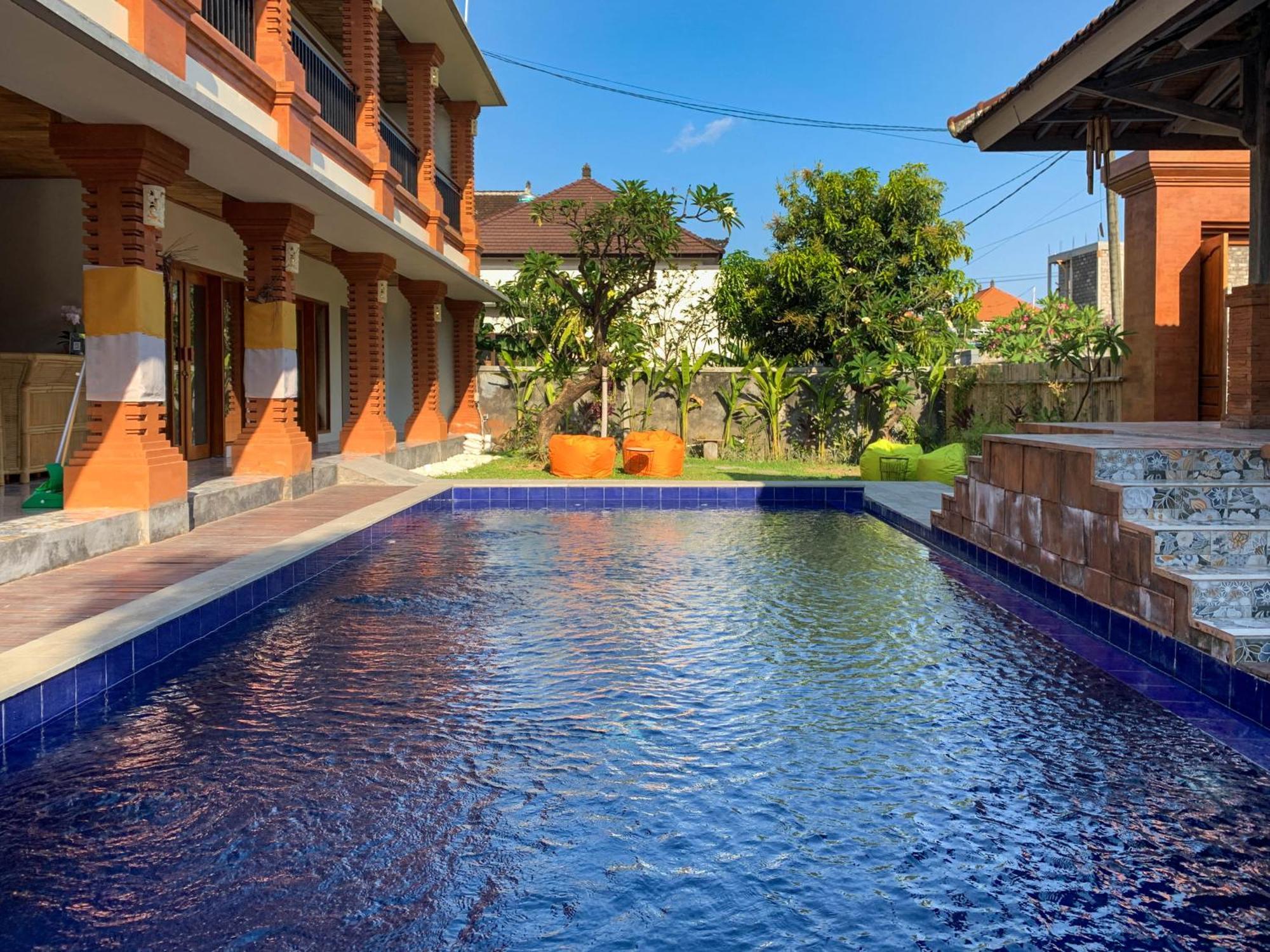 Candra Loka Studio & Apartment By The Loka كيروبوكان المظهر الخارجي الصورة